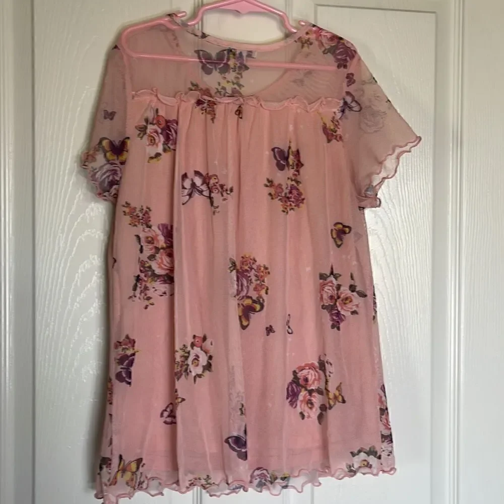 Love fire floral butterfly short sleeve top size L